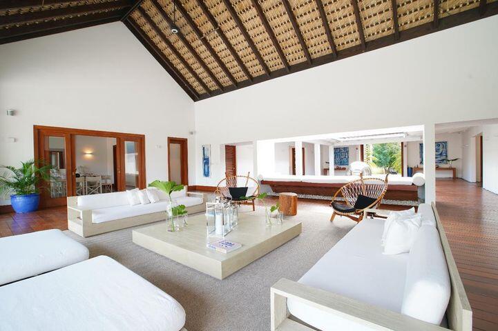 12 00 Property Photo 4