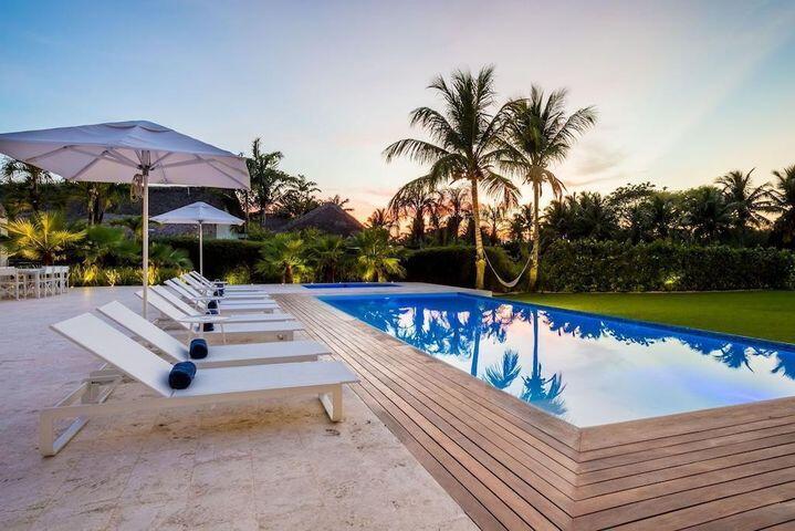 12 00 Property Photo 8