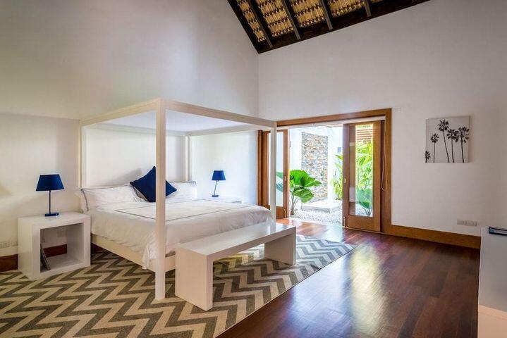 12 00 Property Photo 27