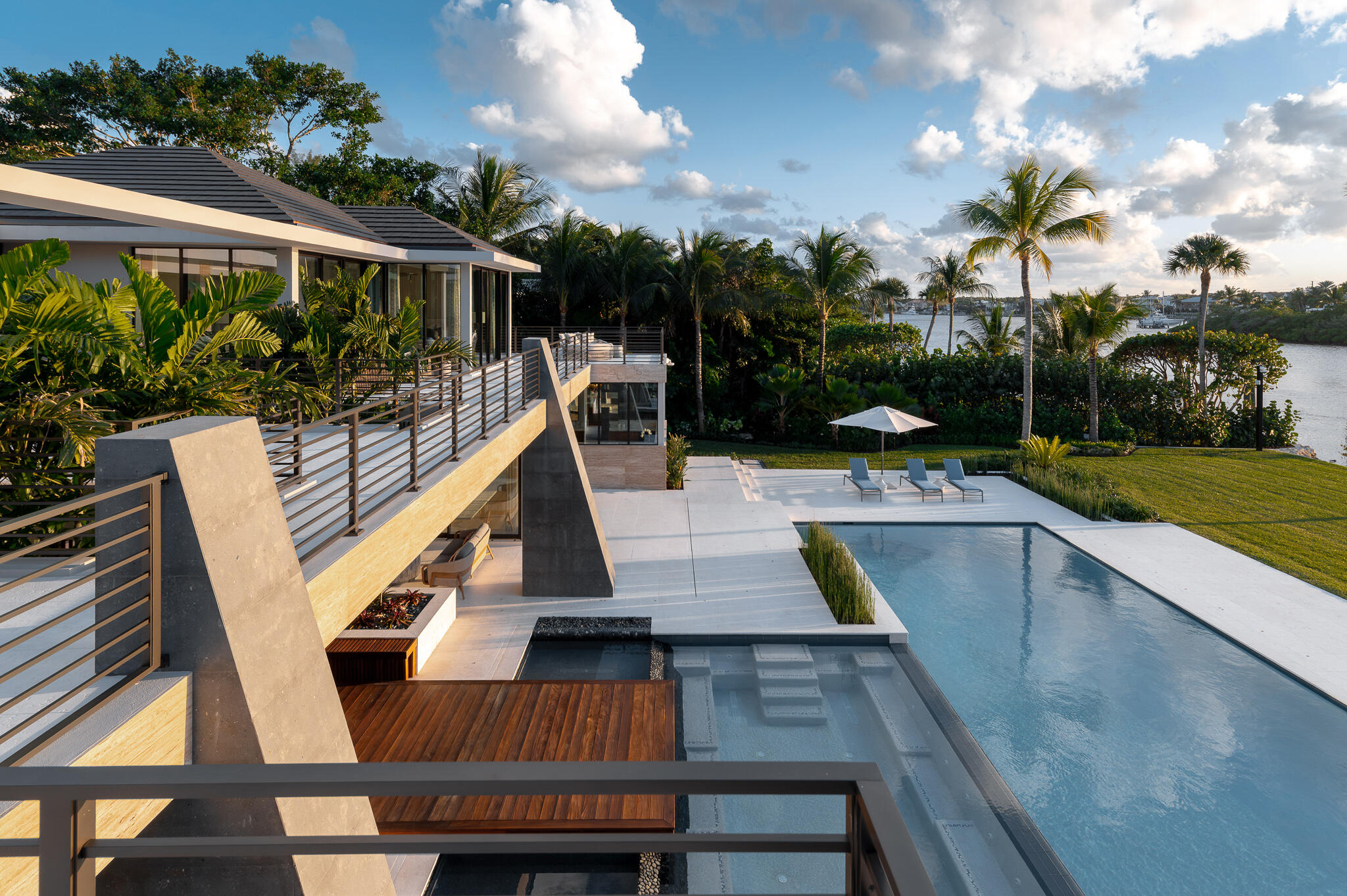 488 S Beach Road Property Photo 40