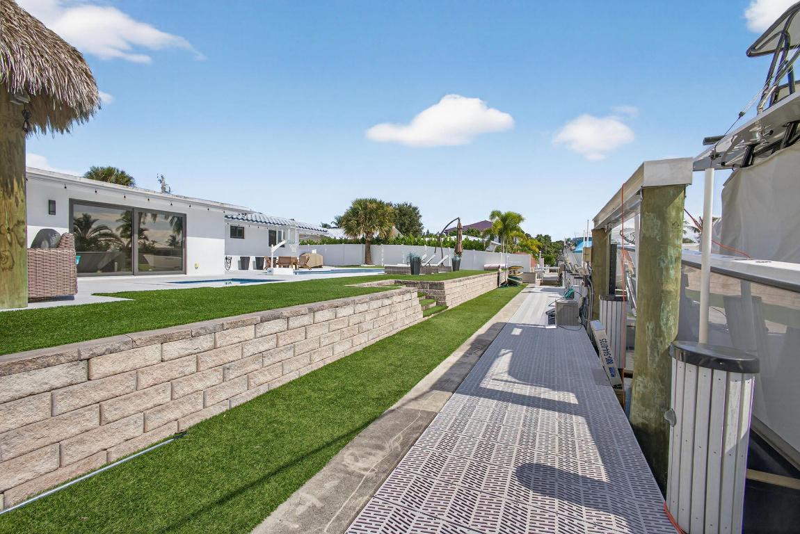 12 Leeward Circle Property Photo 48