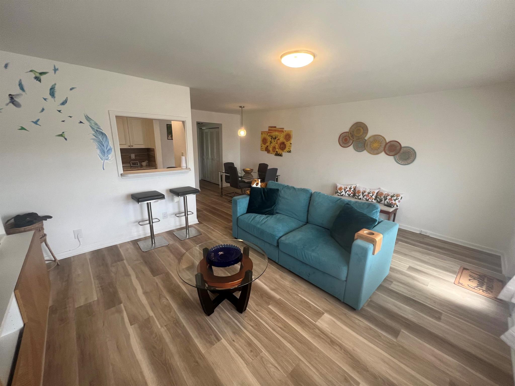 79 Dorset B Property Photo 2