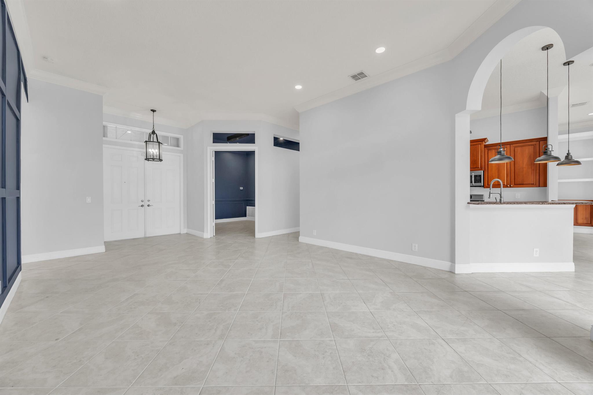 302 Nw Westover Court Property Photo 11