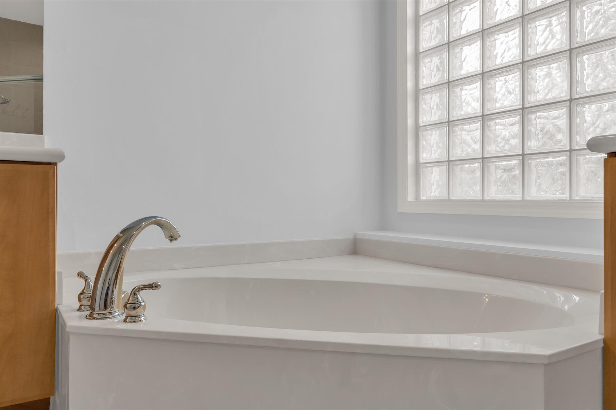 302 Nw Westover Court Property Photo 31