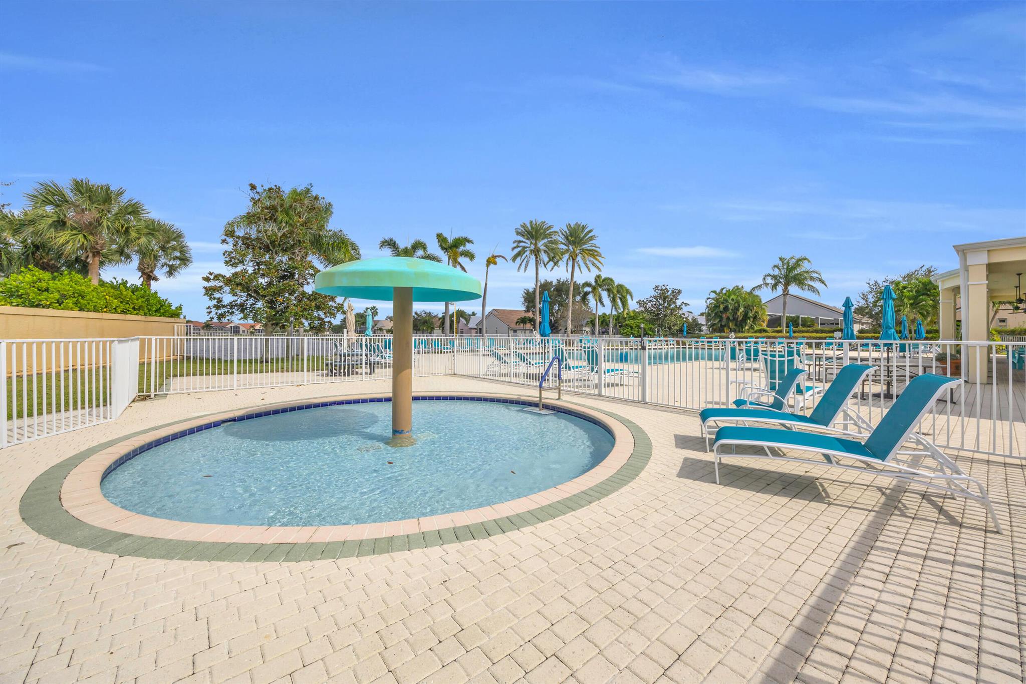 302 Nw Westover Court Property Photo 53