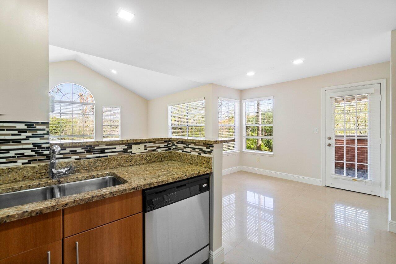 1165 Crystal Way J Property Photo 13