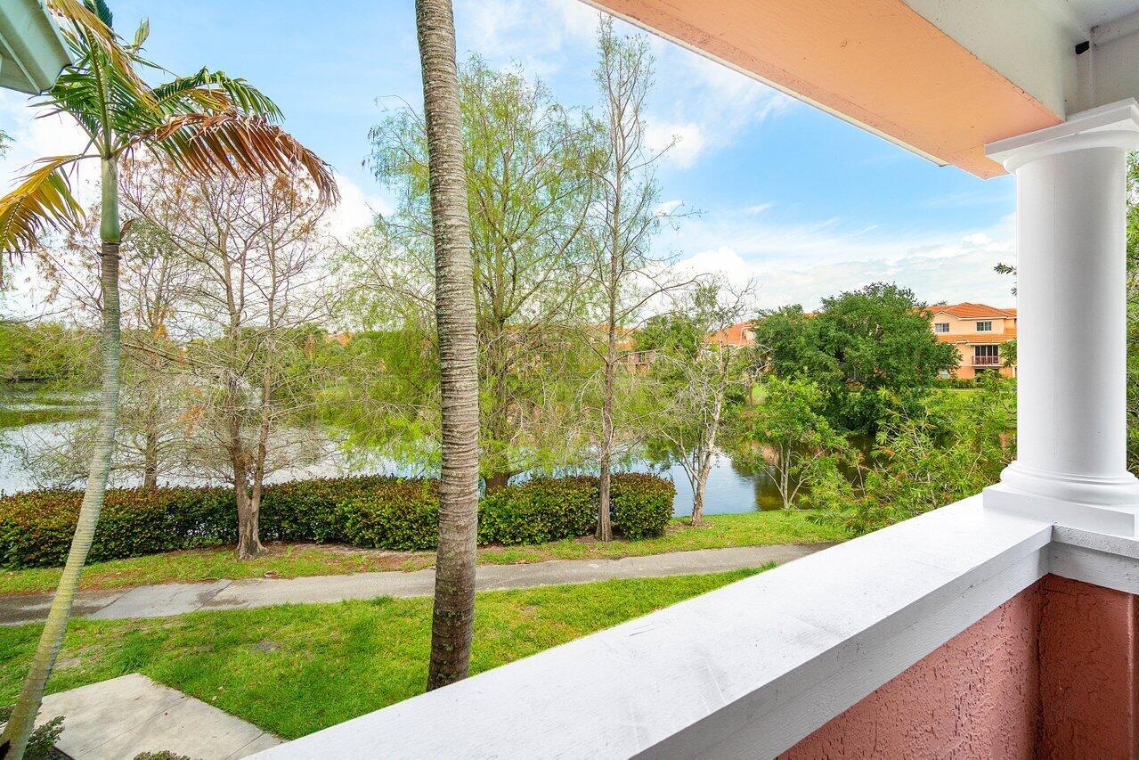 1165 Crystal Way J Property Photo 17