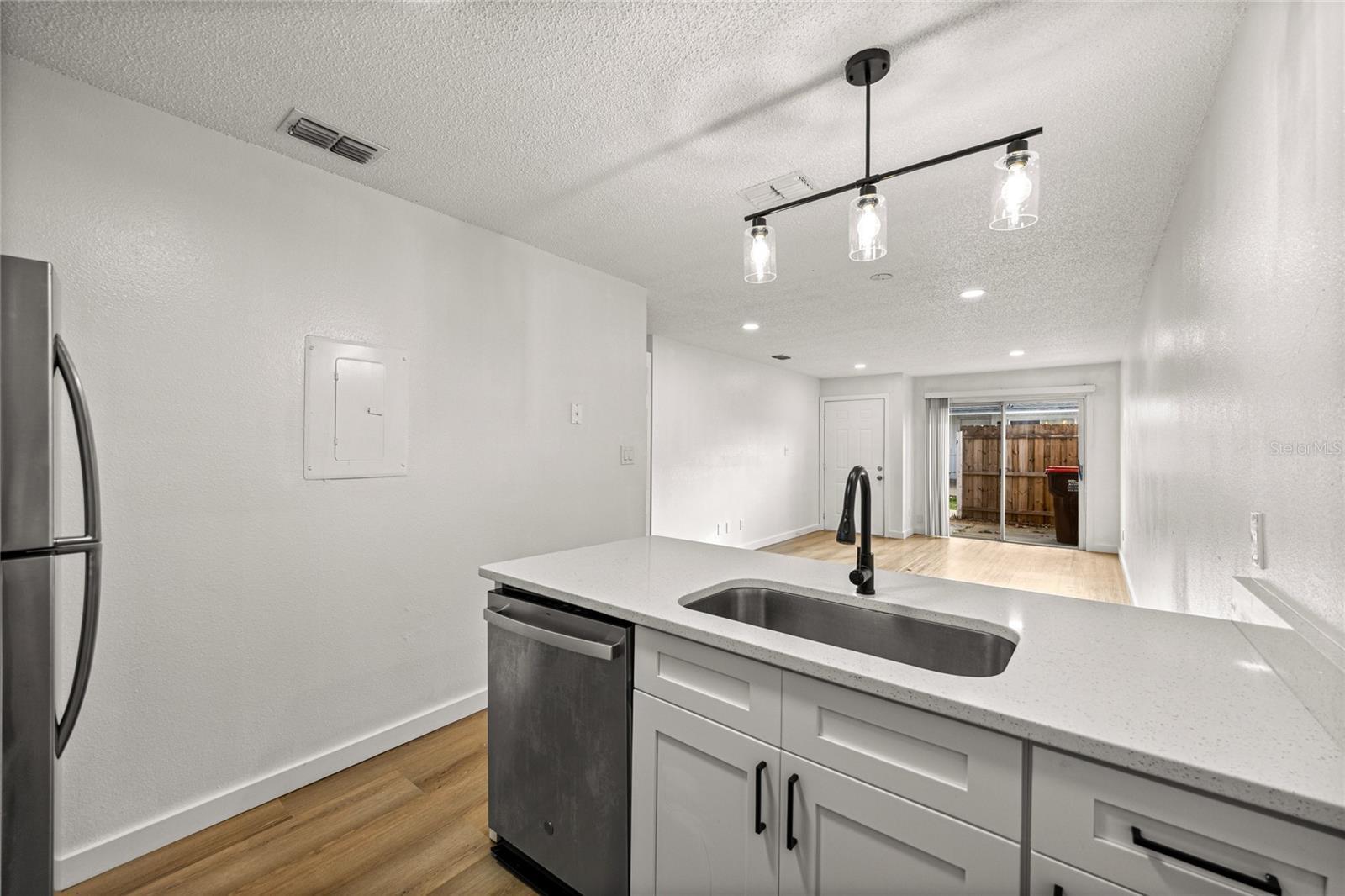 5305 Se 28th Lane All Units Property Photo 9