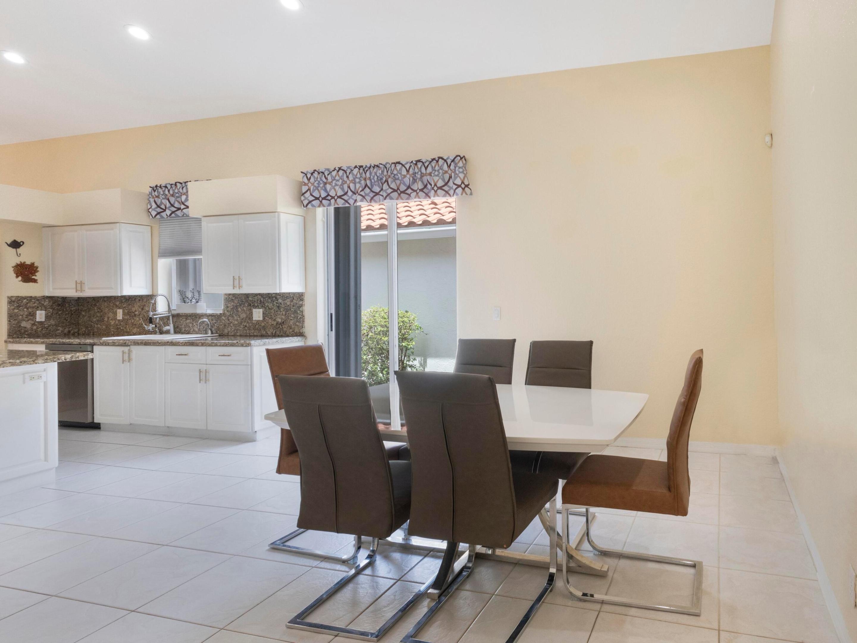 5159 Brookview Drive Property Photo 10