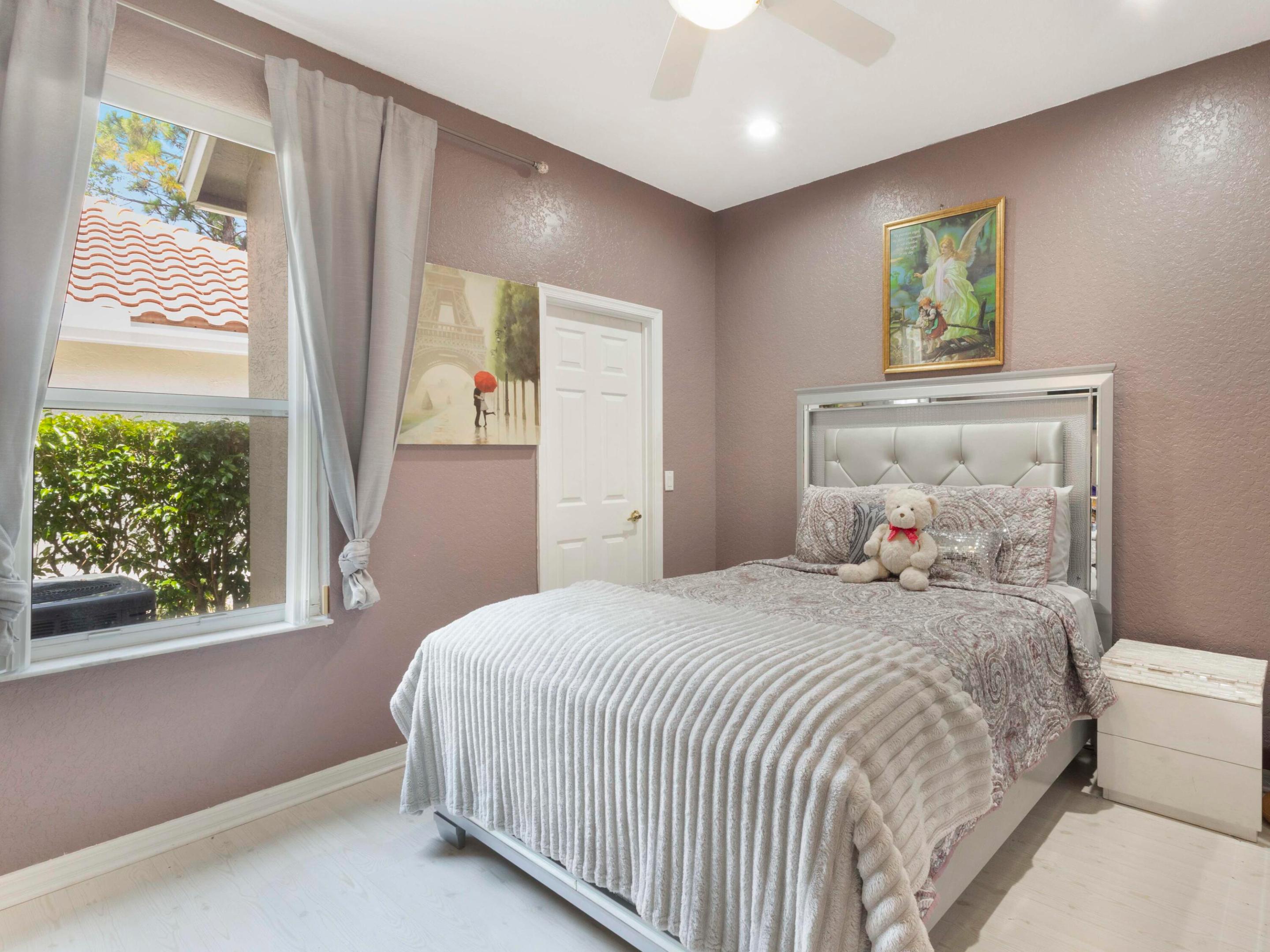 5159 Brookview Drive Property Photo 12