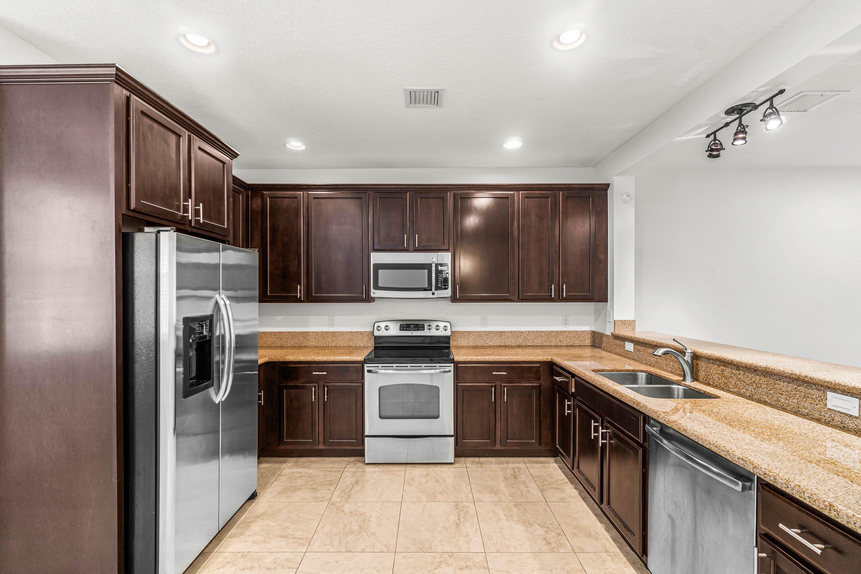 109 E Coda Circle Property Photo 9