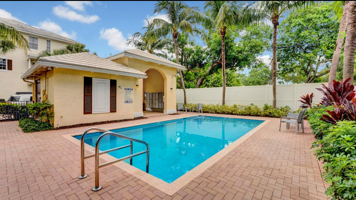 109 E Coda Circle Property Photo 33