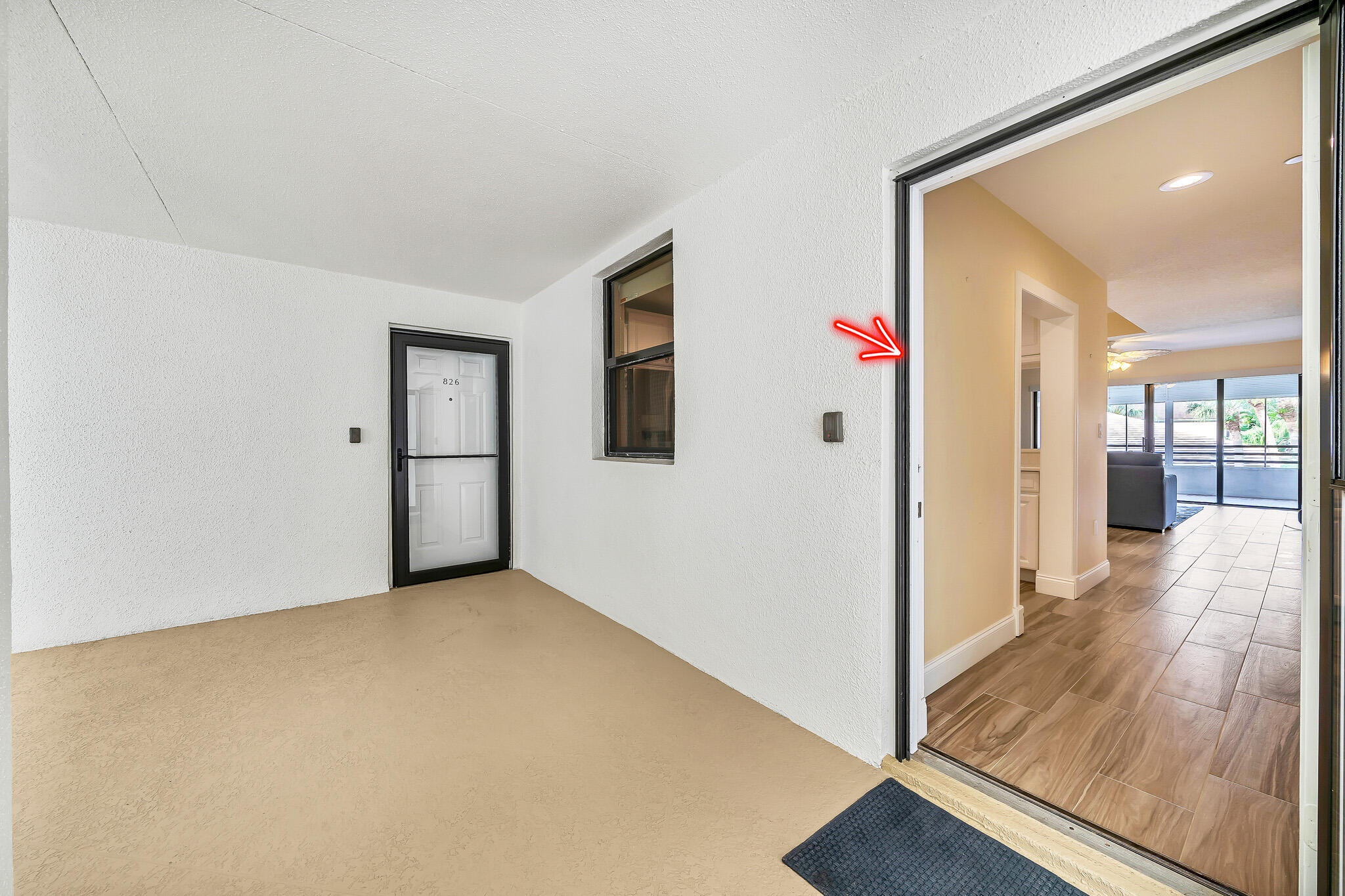 827 Oak Harbour Drive Property Photo 7