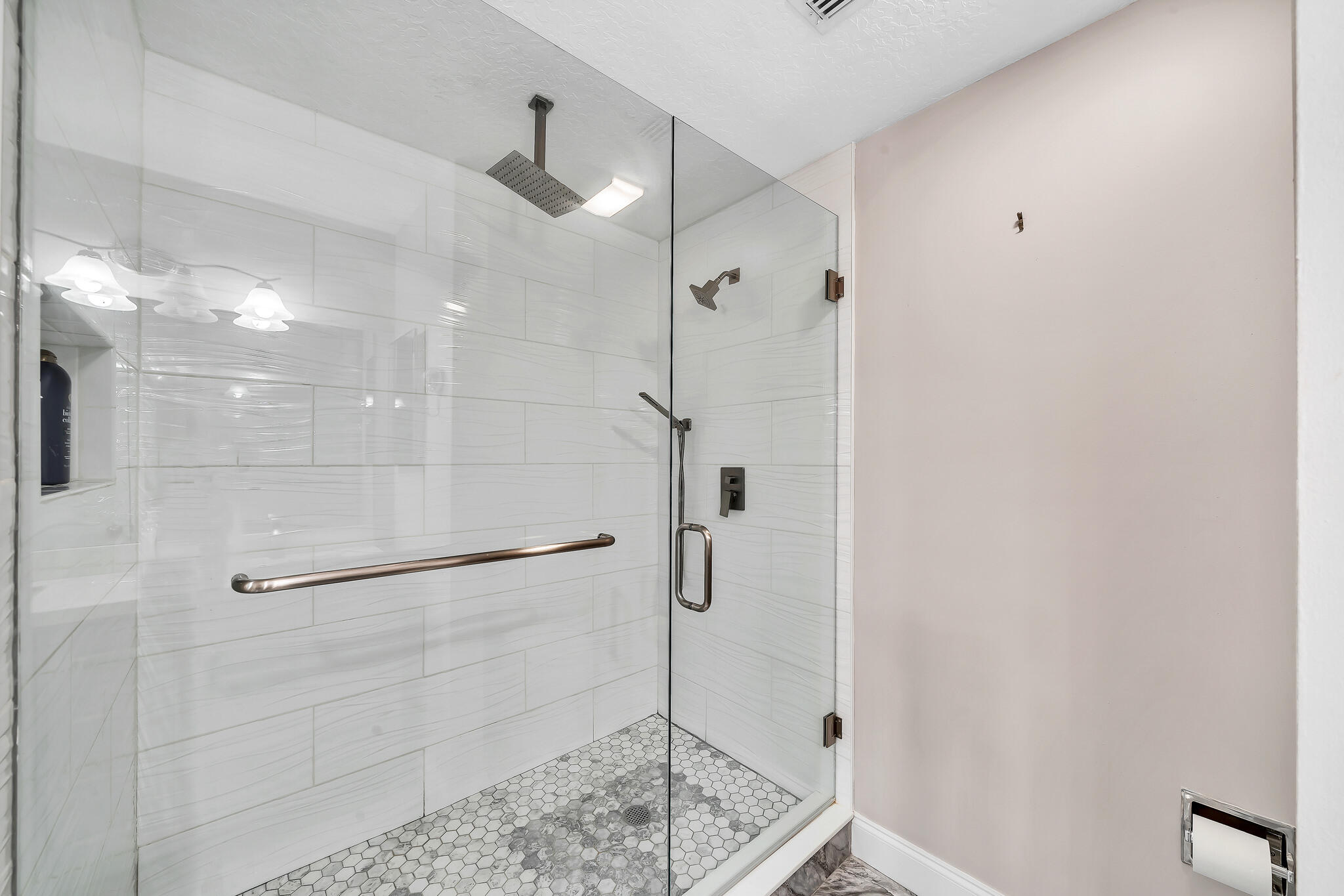 827 Oak Harbour Drive Property Photo 33