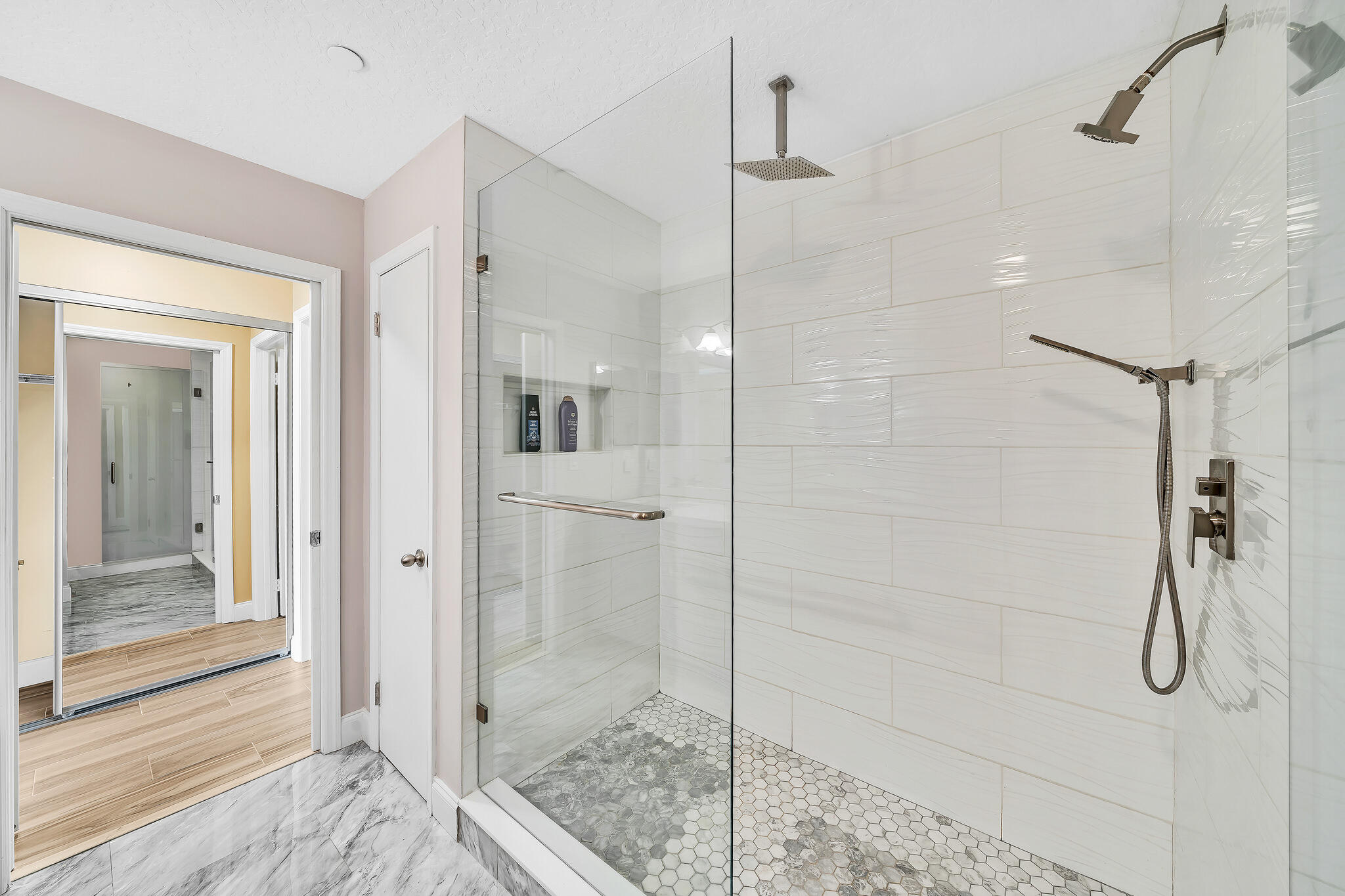 827 Oak Harbour Drive Property Photo 34