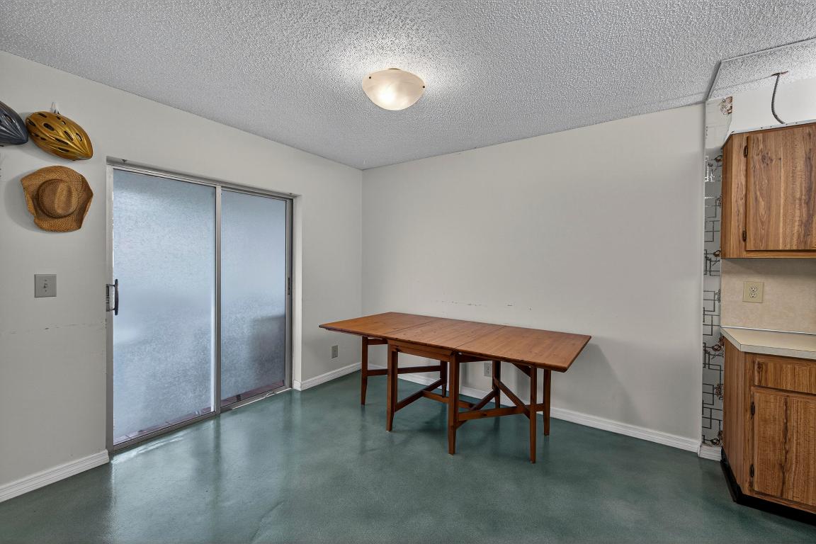 14236 Campanelli Drive Property Photo 9