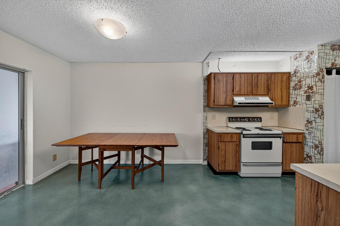 14236 Campanelli Drive Property Photo 10