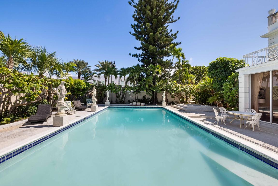1048 S Ocean Boulevard Property Photo 6