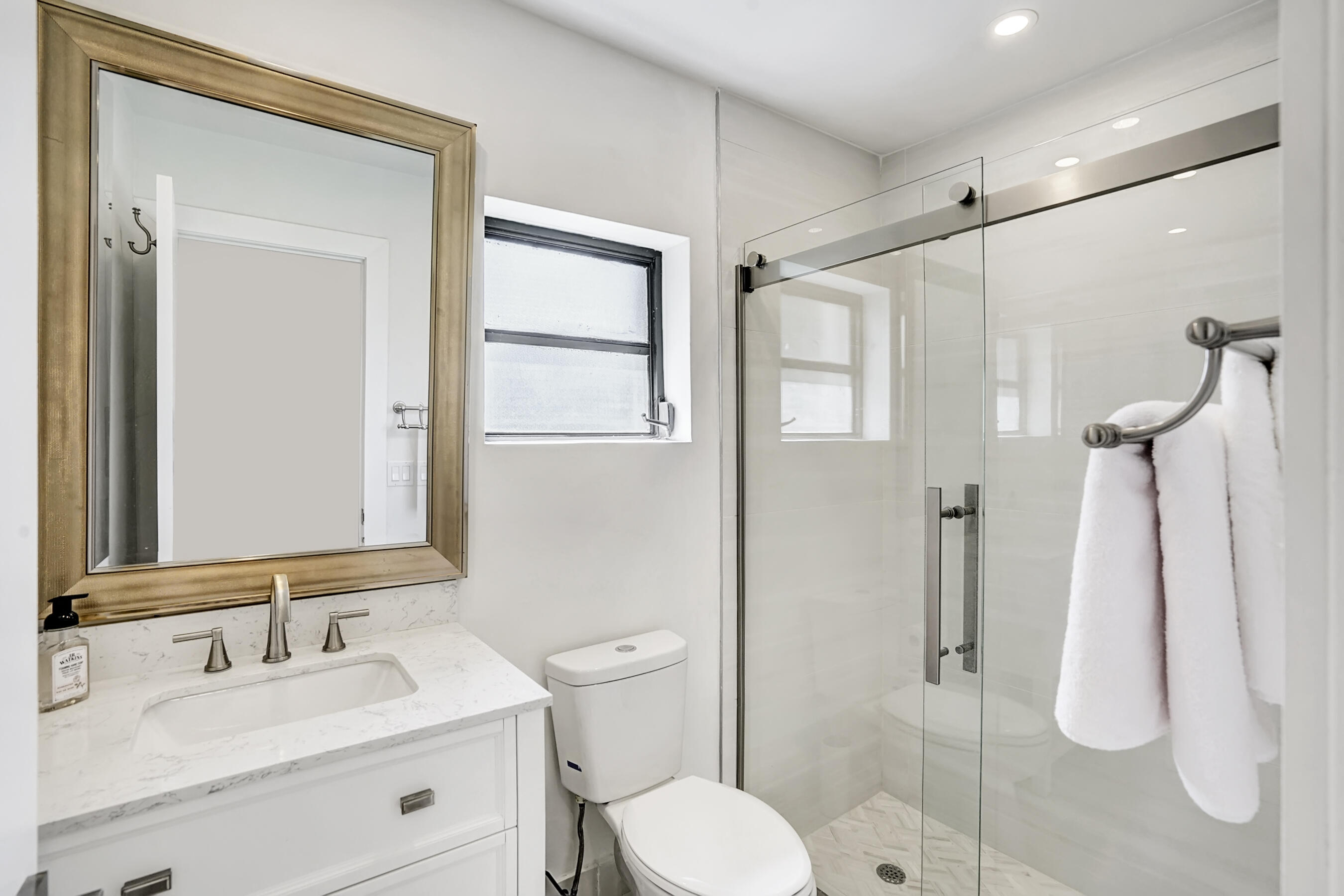 14608 Country Side Lane Property Photo 12