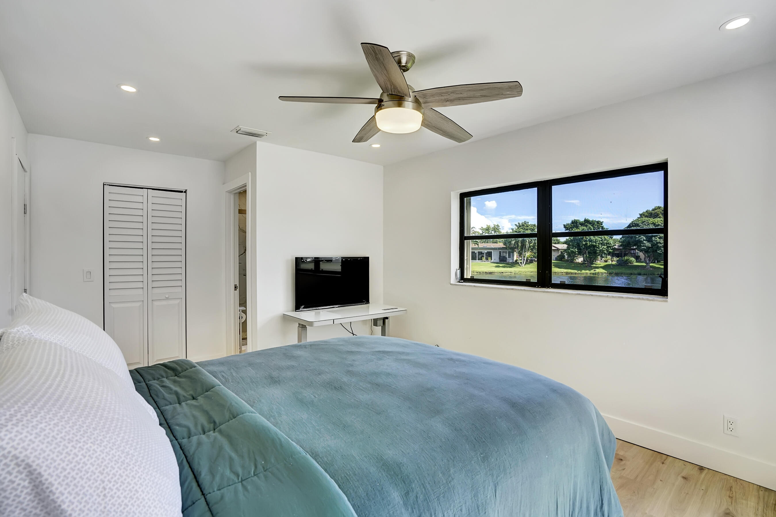 14608 Country Side Lane Property Photo 15