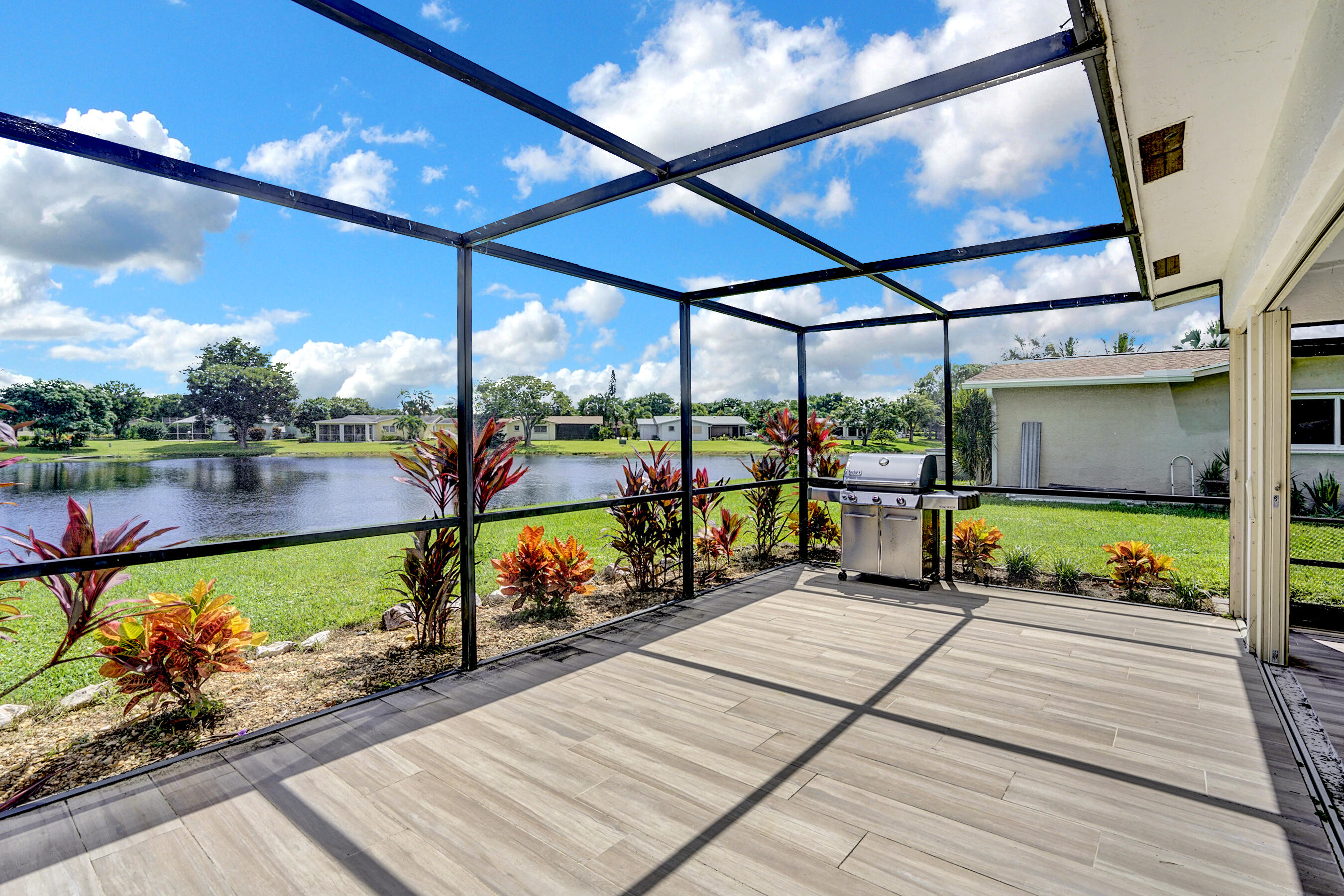 14608 Country Side Lane Property Photo 19