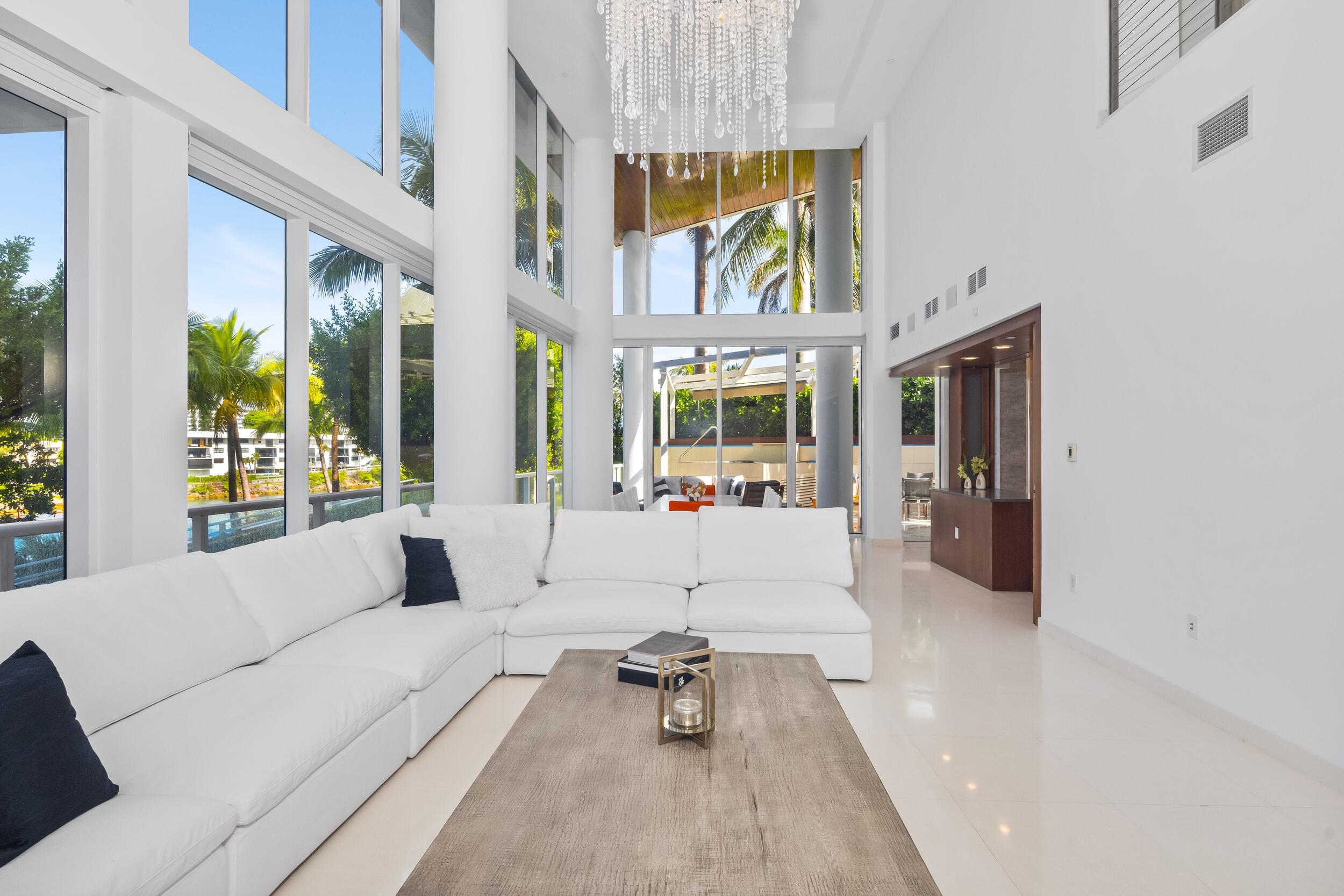 1000 S Ocean Boulevard 110 Property Photo 3