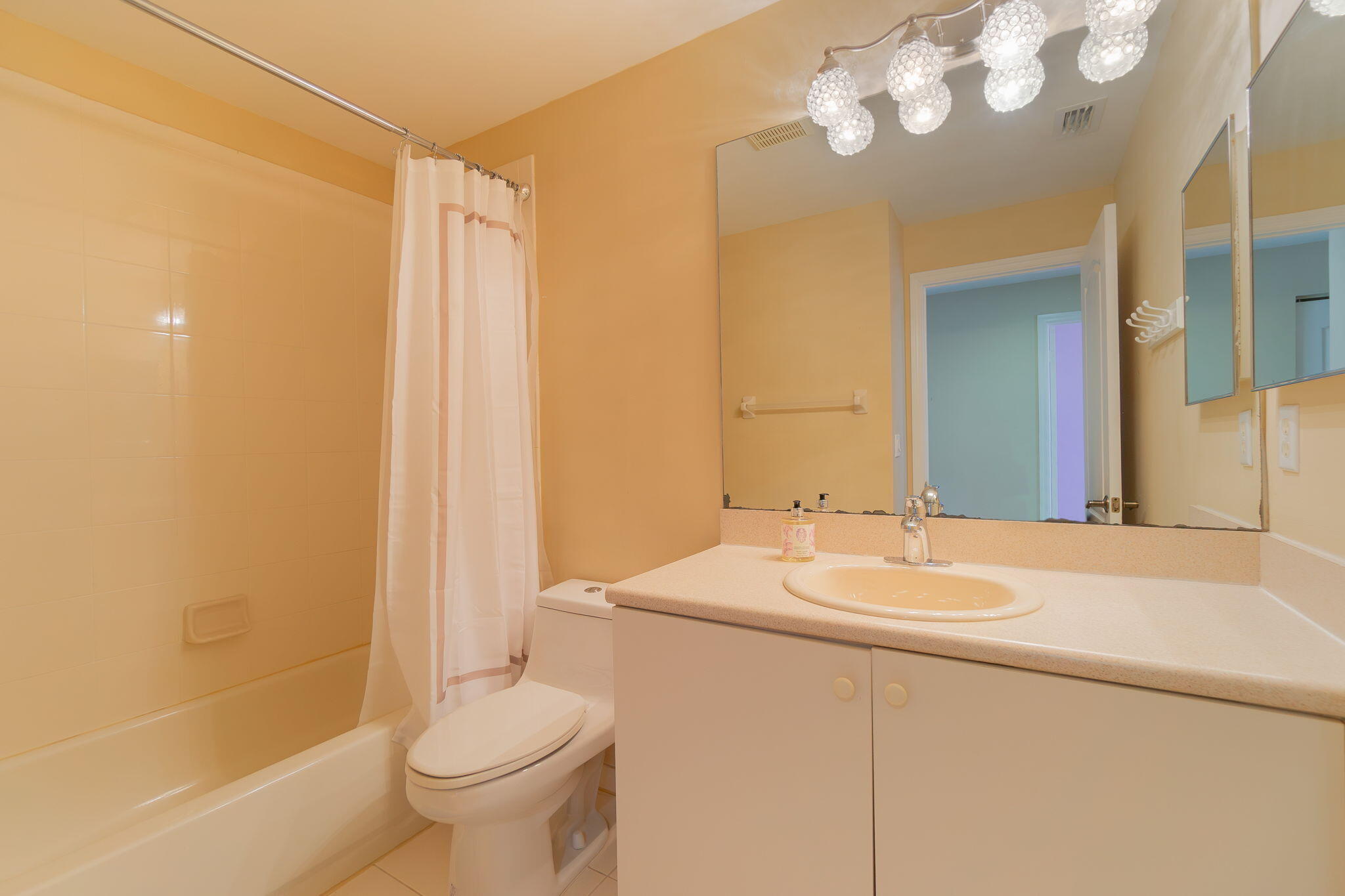 213 River Bluff Lane Property Photo 22