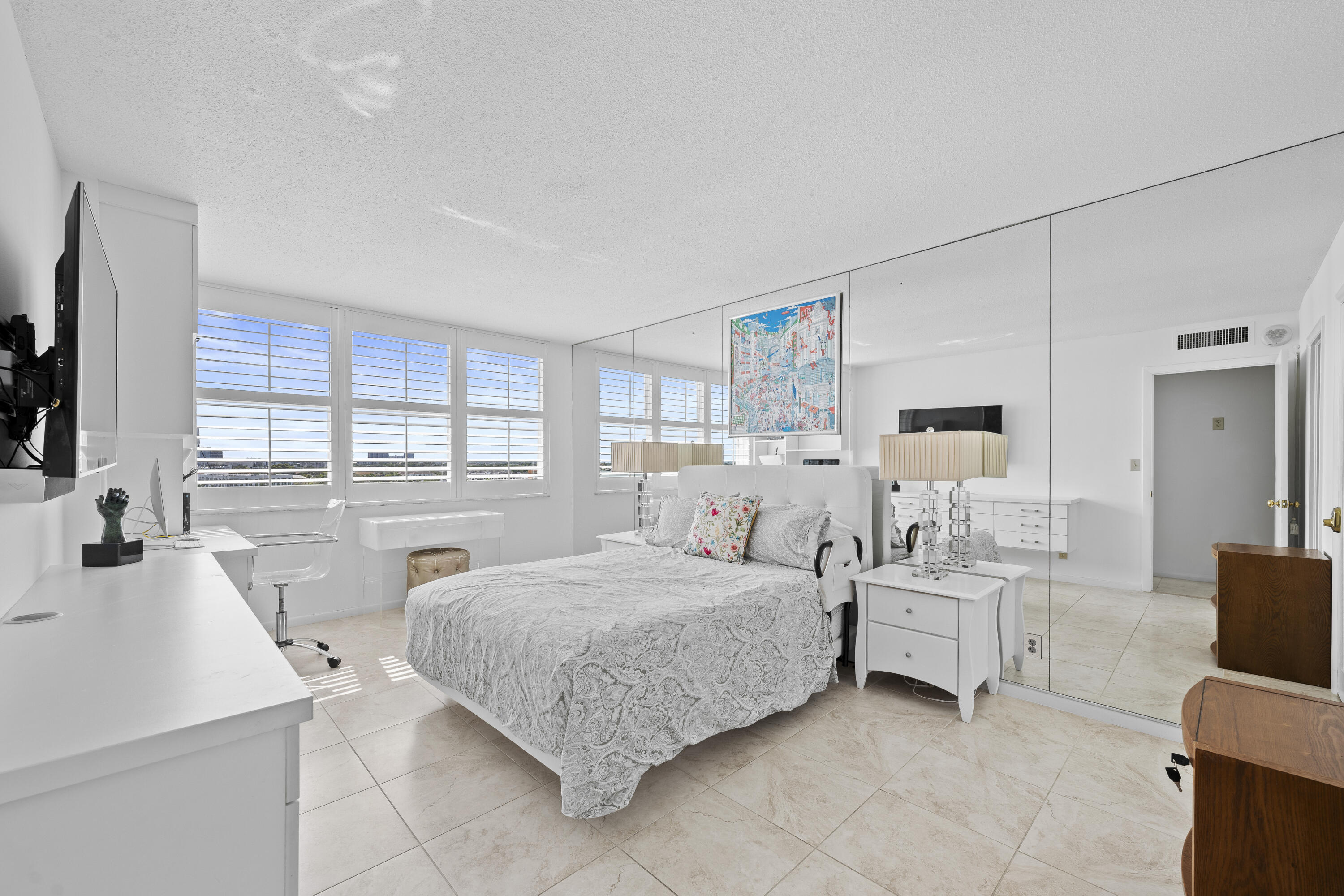 2600 N Flagler Drive 1007 Property Photo 13