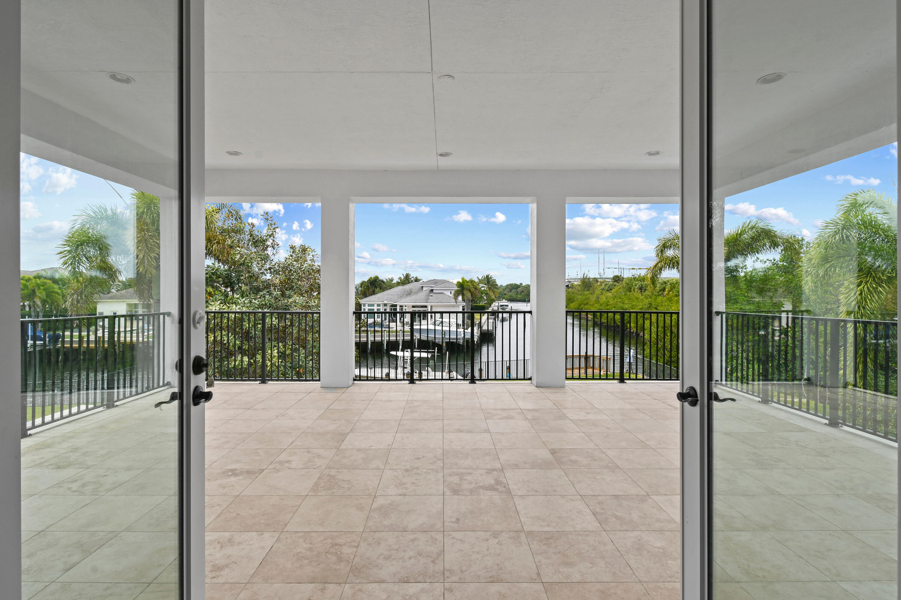 13965 Willow Cay Drive Property Photo 54