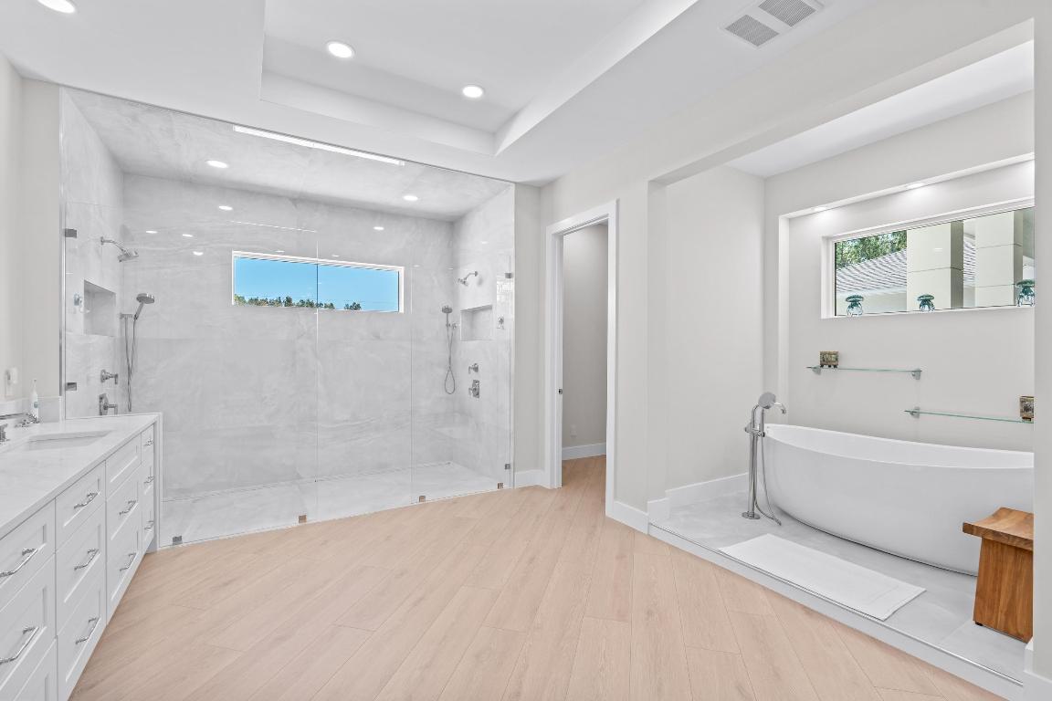 8425 Apache Boulevard Property Photo 27