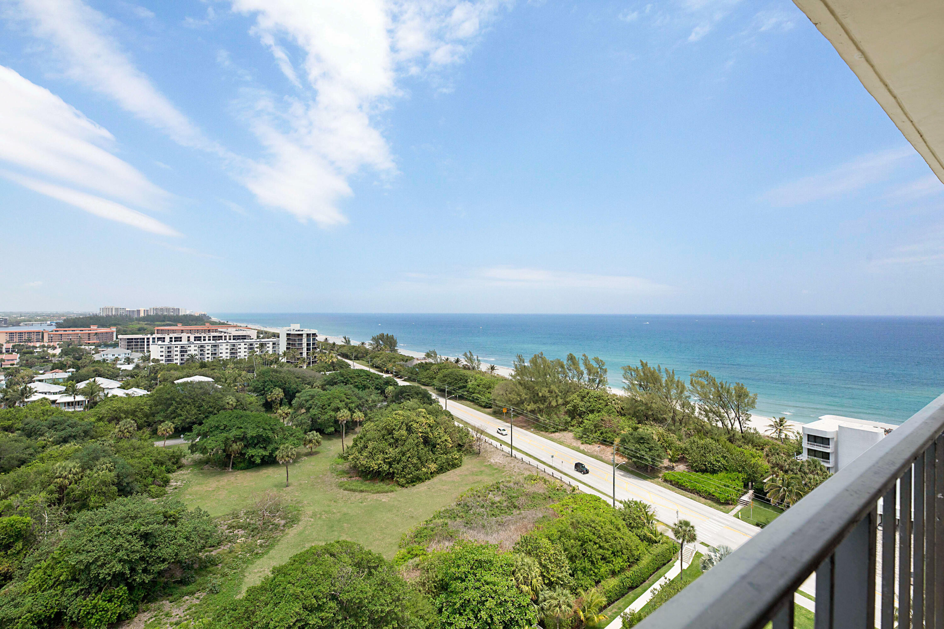 2121 N Ocean Boulevard 1208e Property Photo 4