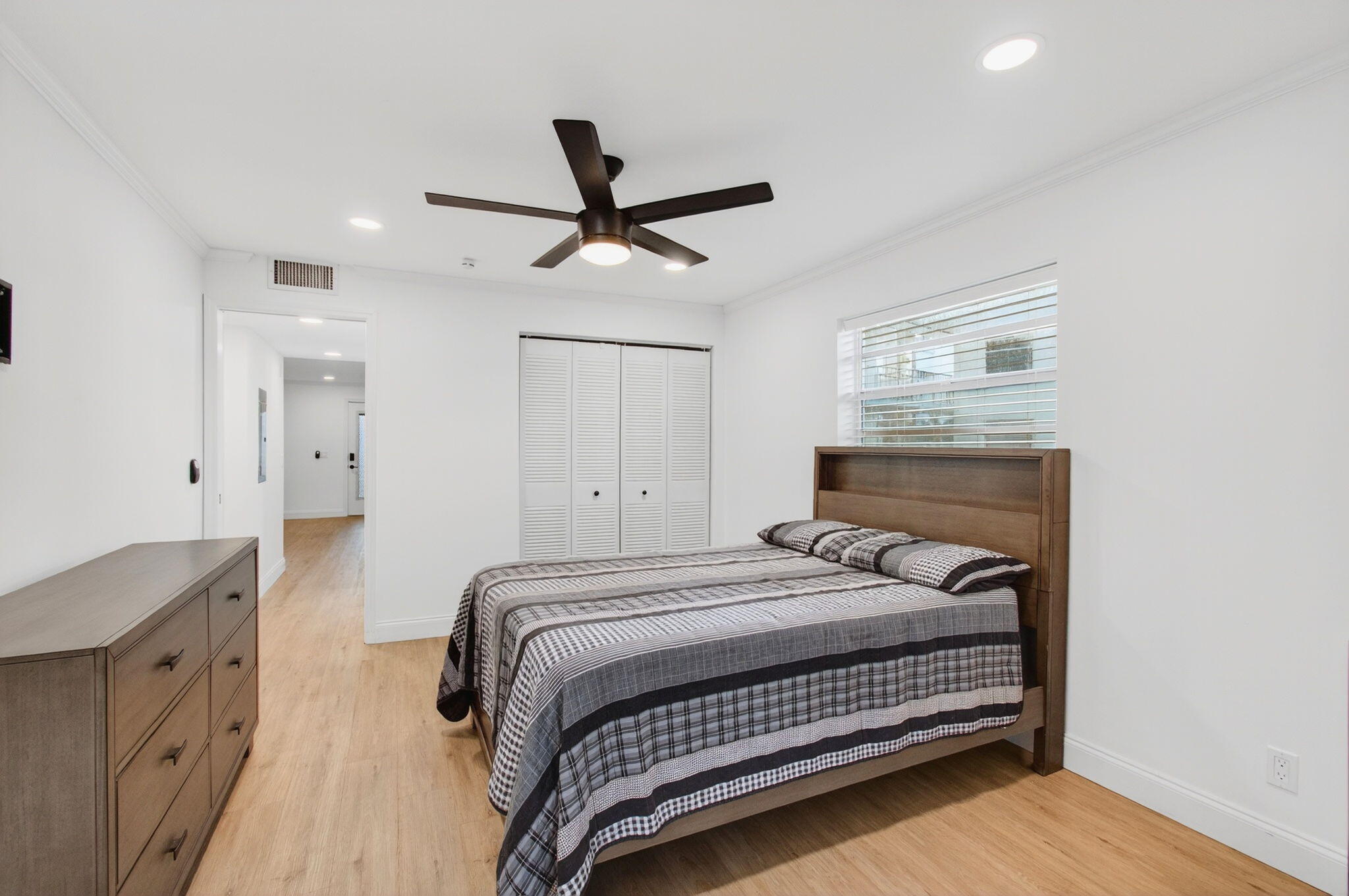 449 Normandy J Property Photo 26