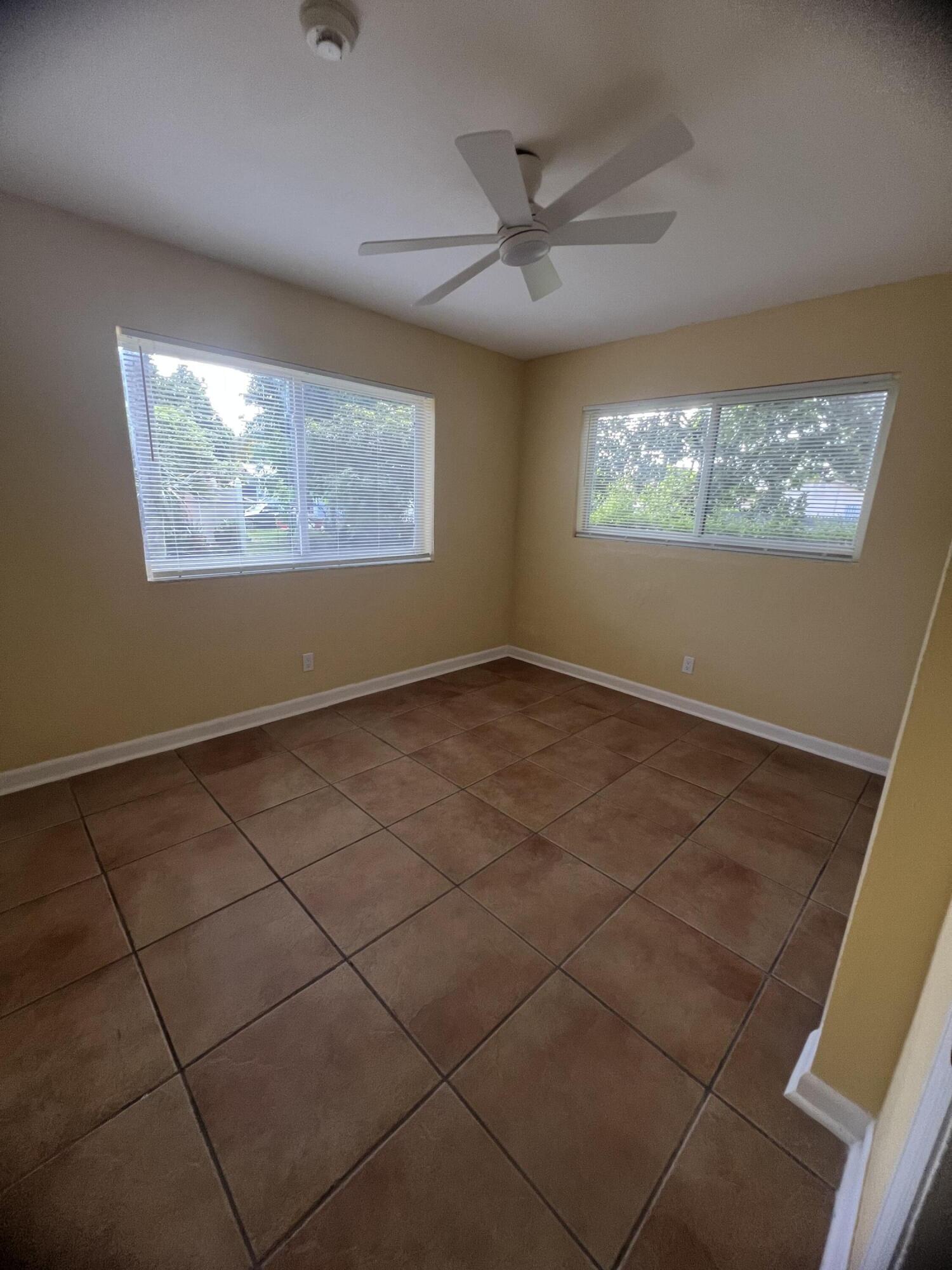 4052 Collin Drive Property Photo 13