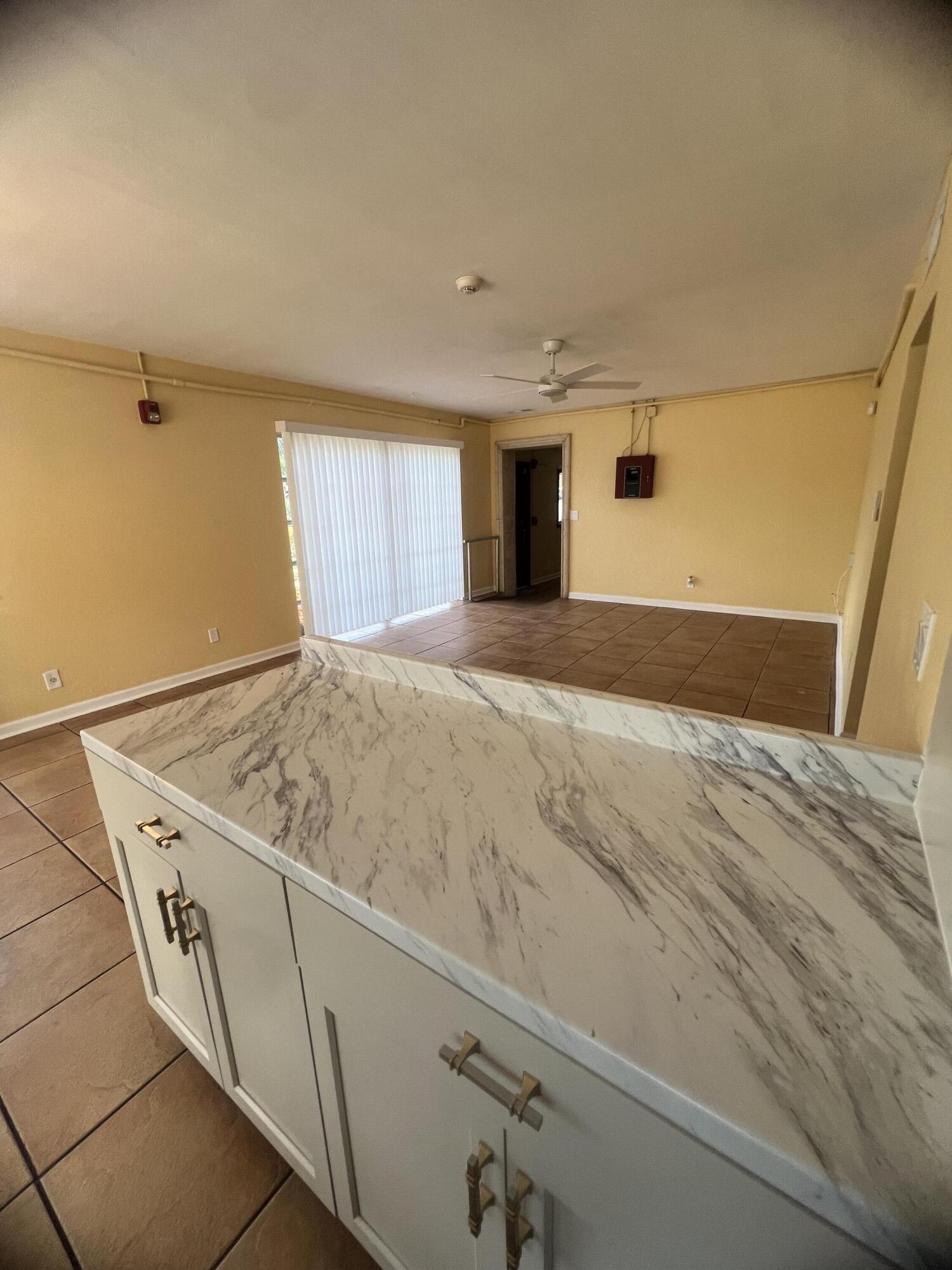 4052 Collin Drive Property Photo 14