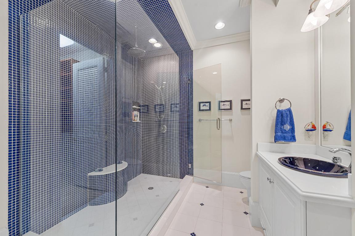 6968 Se Harbor Circle Property Photo 21