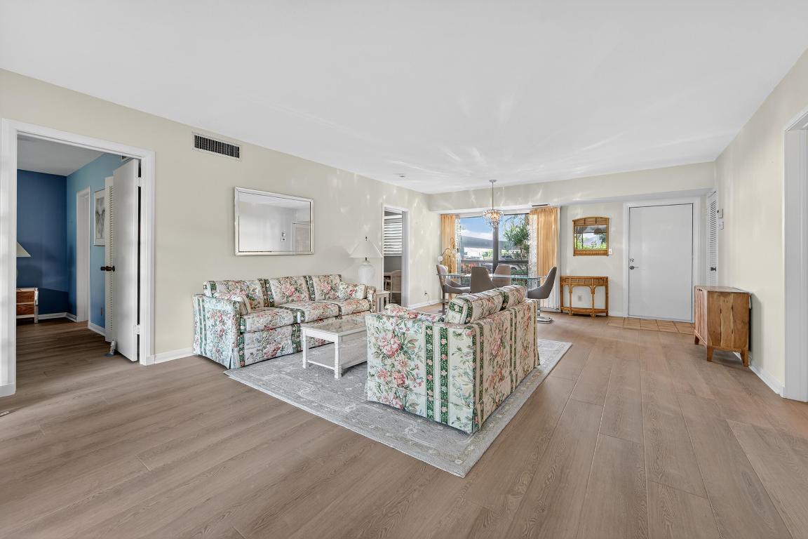 6 Concourse Drive A Property Photo 6