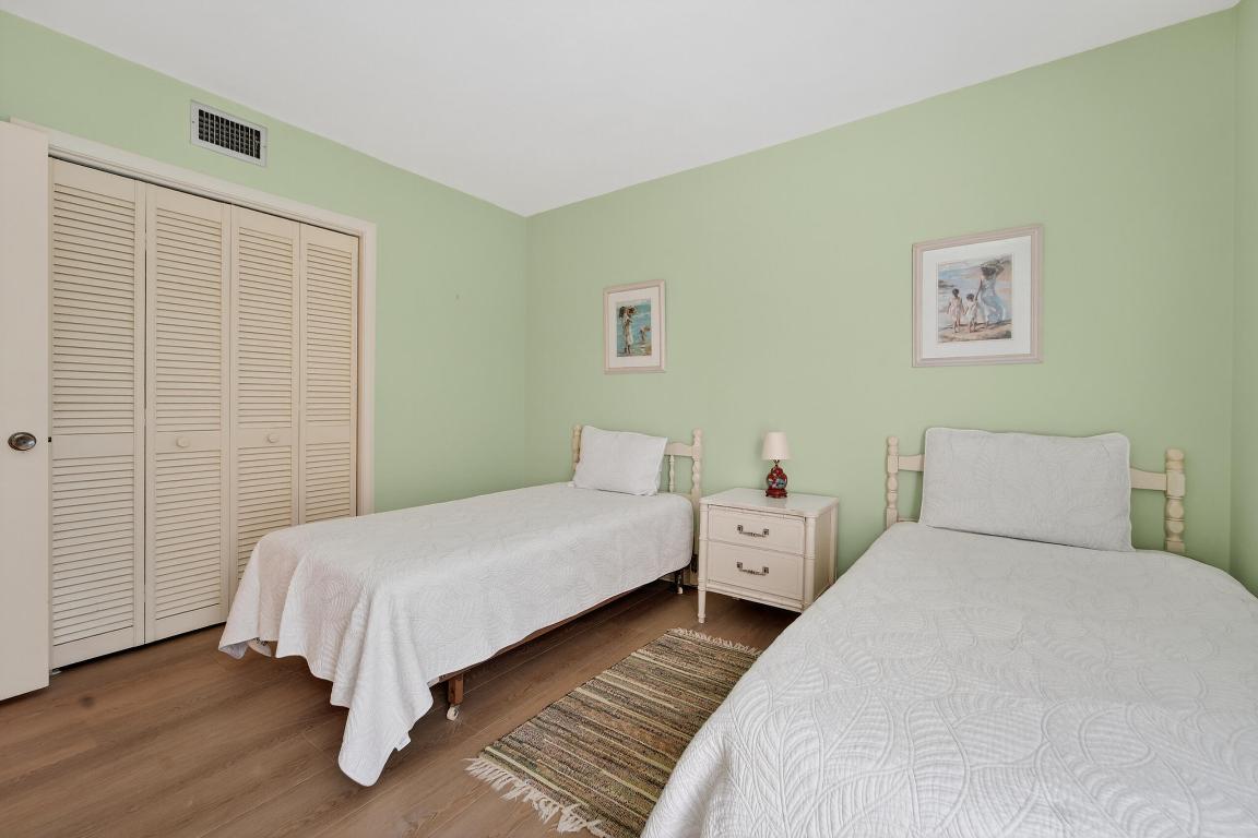 6 Concourse Drive A Property Photo 20