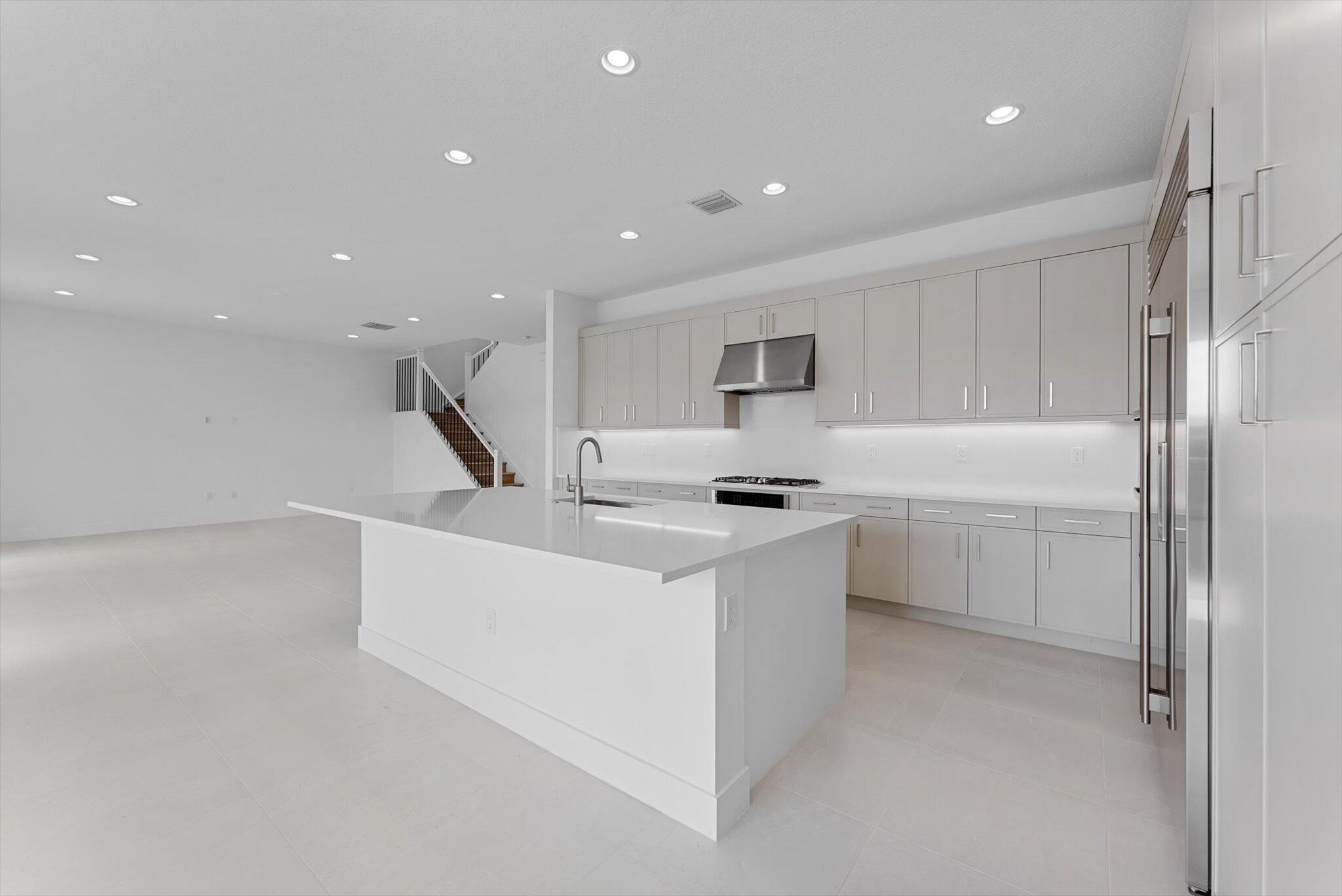 20062 Hirono Lane Property Photo 11