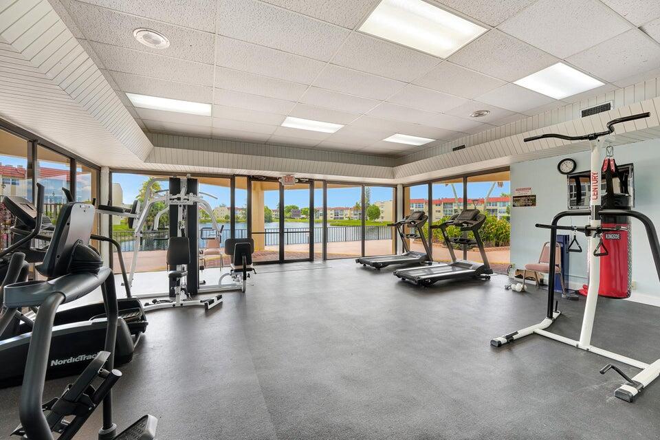 3091 E Sun Sunrise Lakes Drive E 207 Property Photo 41