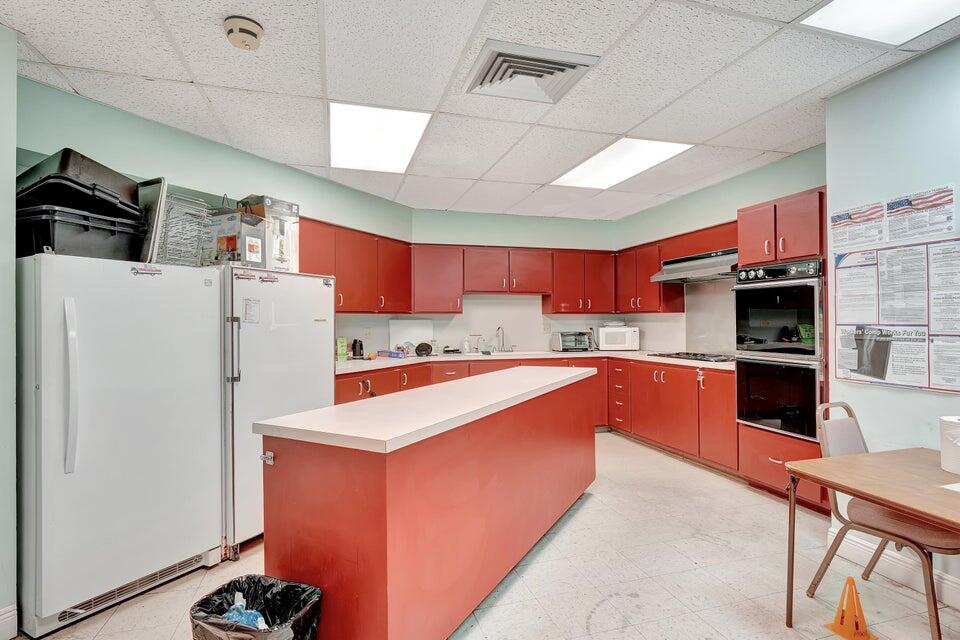 3091 E Sun Sunrise Lakes Drive E 207 Property Photo 44