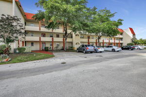 3091 E Sun Sunrise Lakes Drive E 207 Property Photo 49