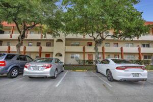 3091 E Sun Sunrise Lakes Drive E 207 Property Photo 54