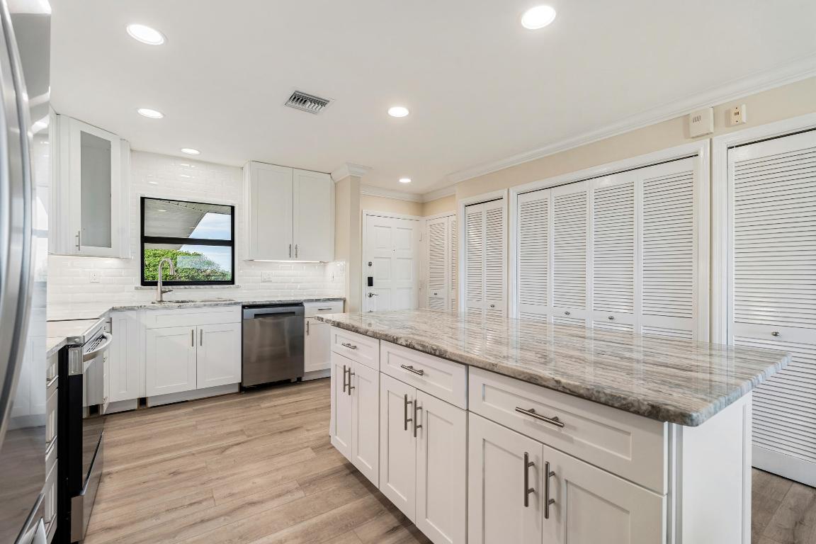 5300 Highway A1a 408 Property Photo 9