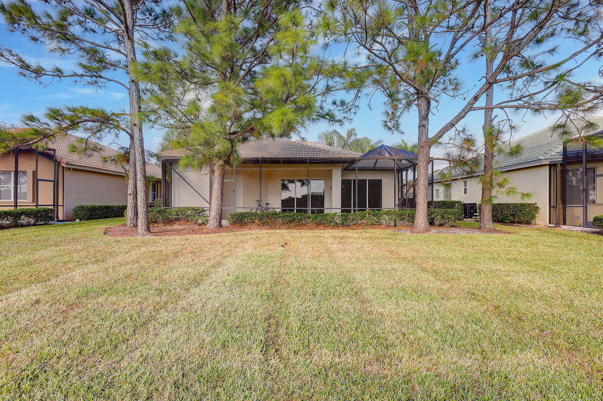 8929 First Tee Road Property Photo 2