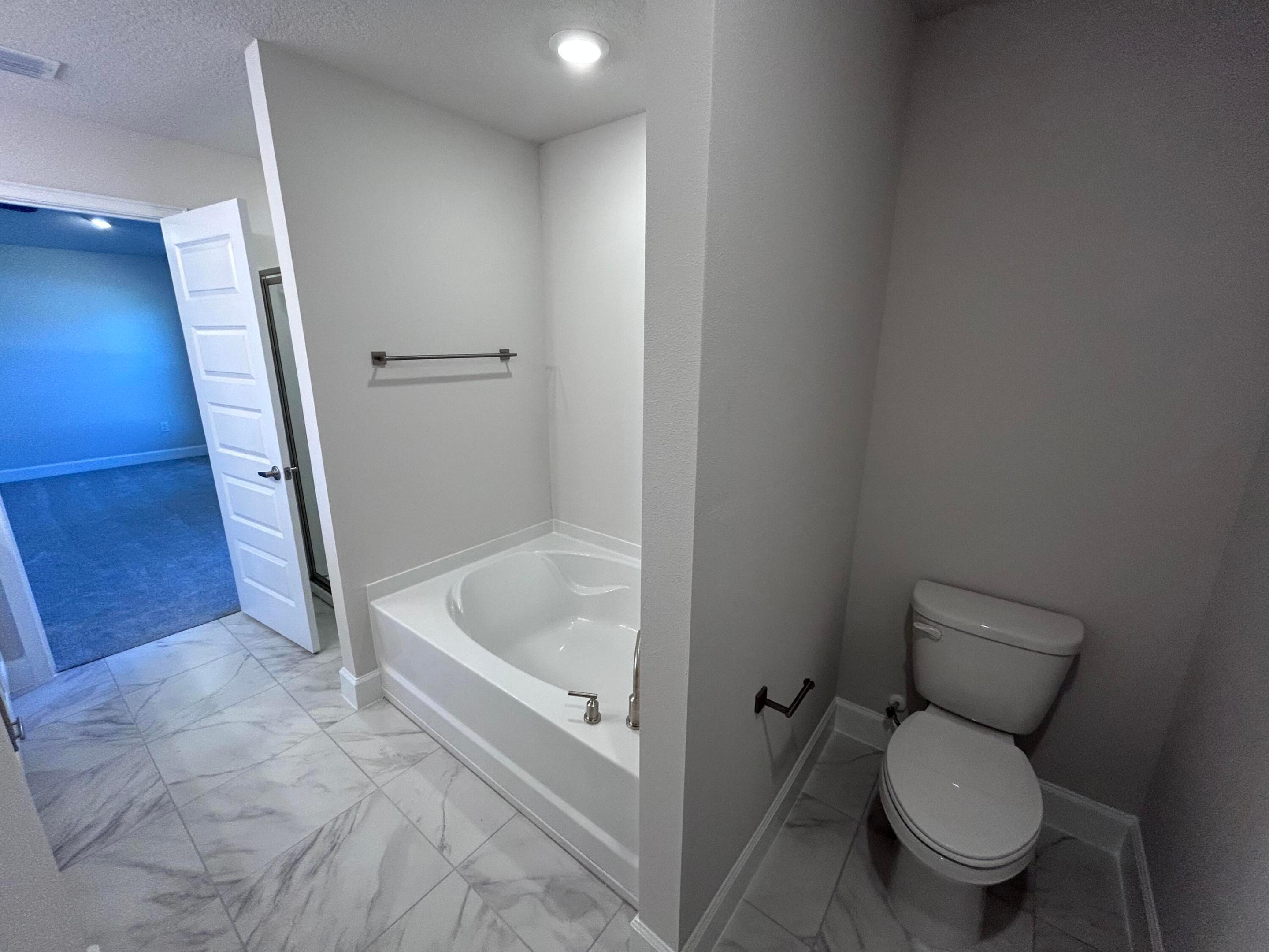 5728 Waterstone Boulevard Property Photo 12