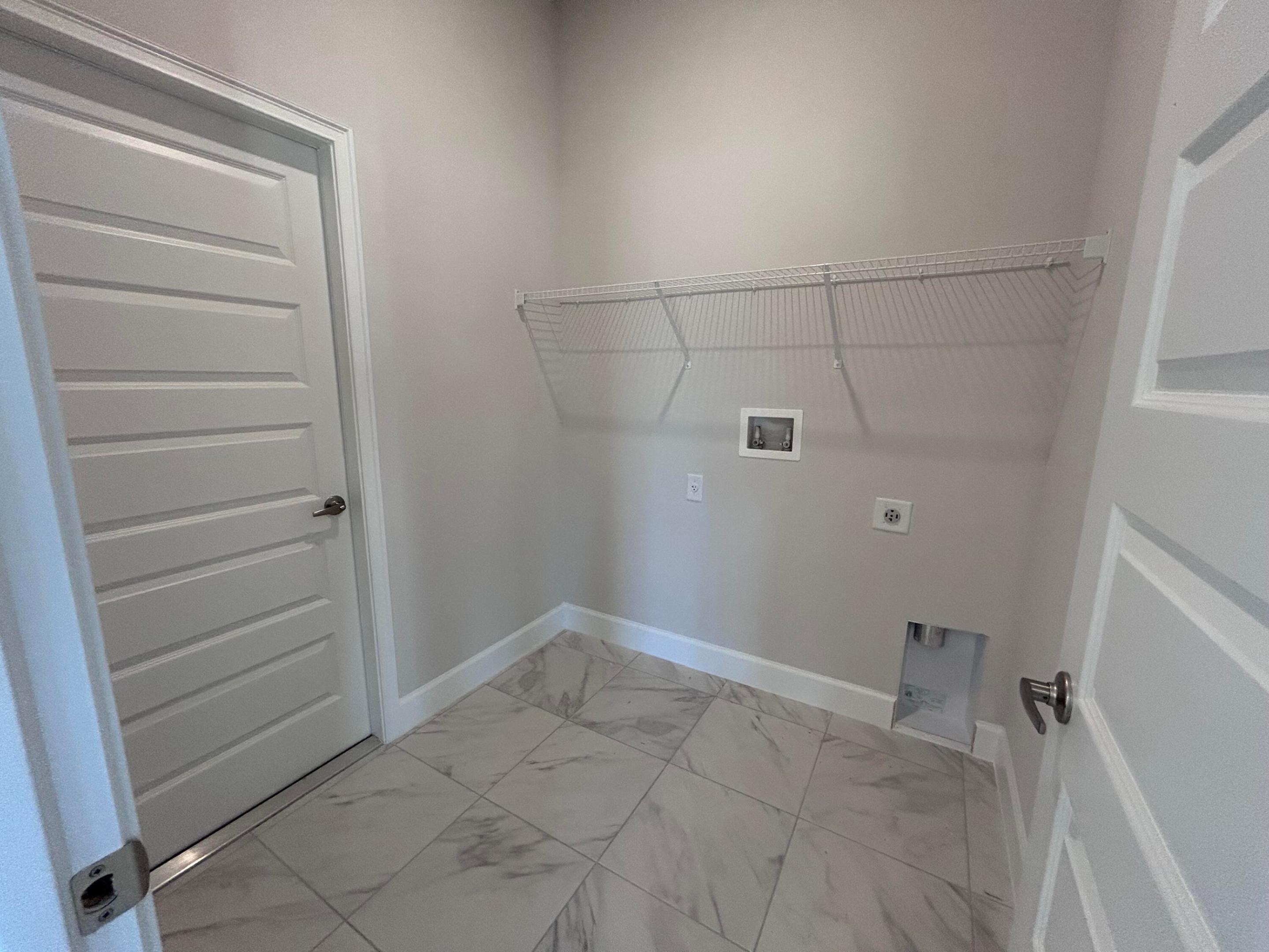5728 Waterstone Boulevard Property Photo 17