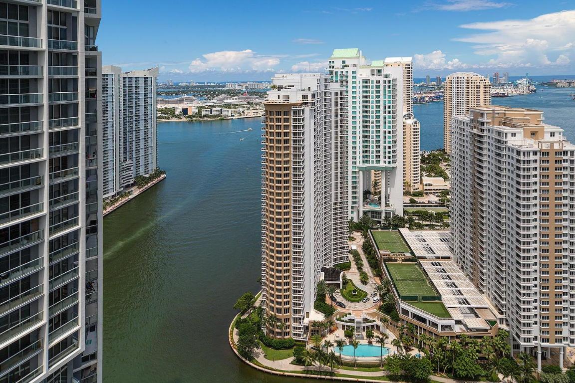 495 Brickell Avenue 4010 Property Photo 1