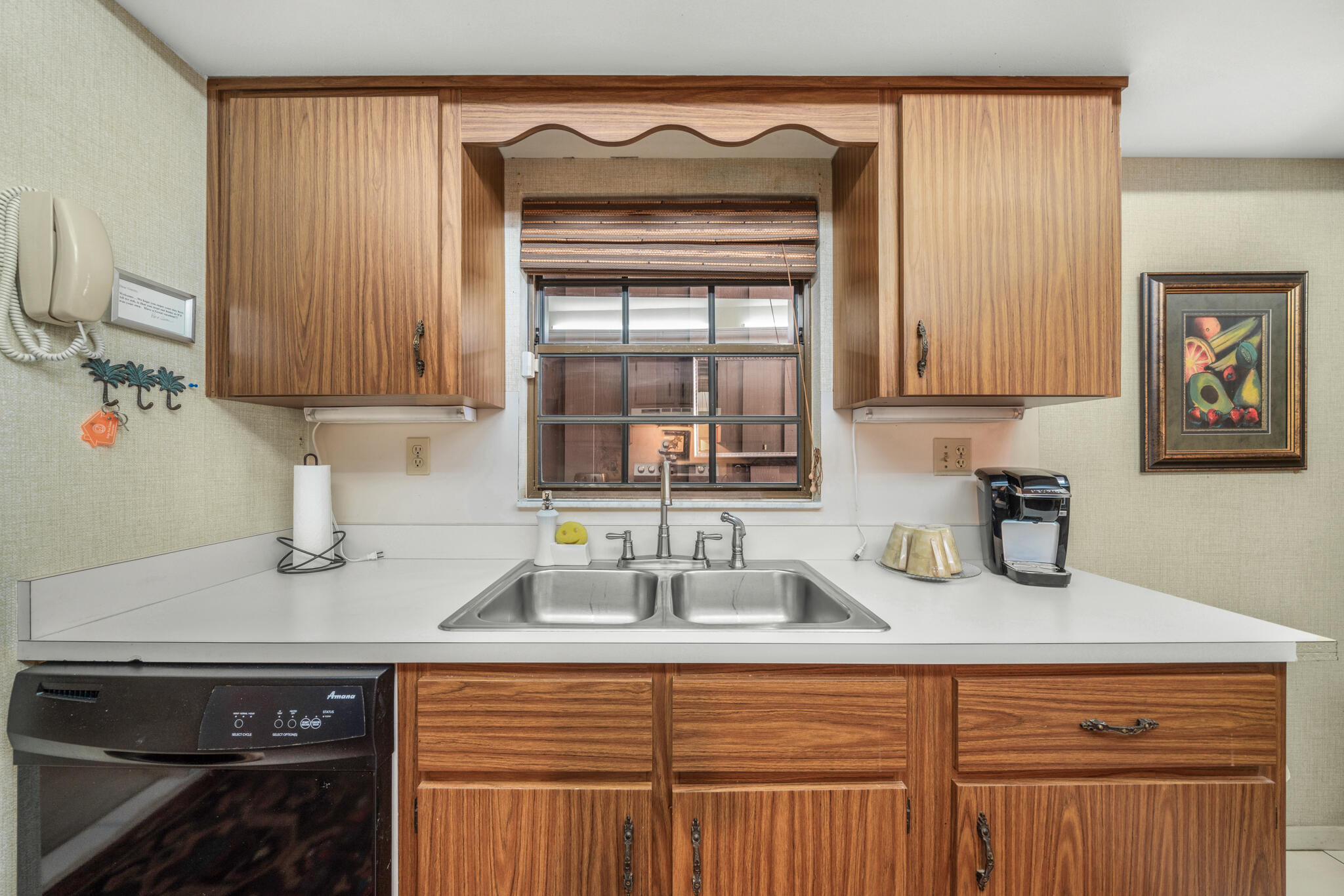 3833 Edgewater Drive Property Photo 11