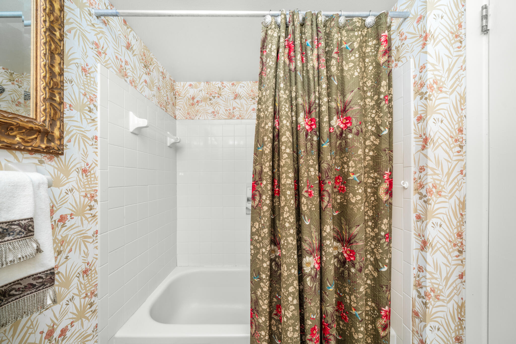 3833 Edgewater Drive Property Photo 22