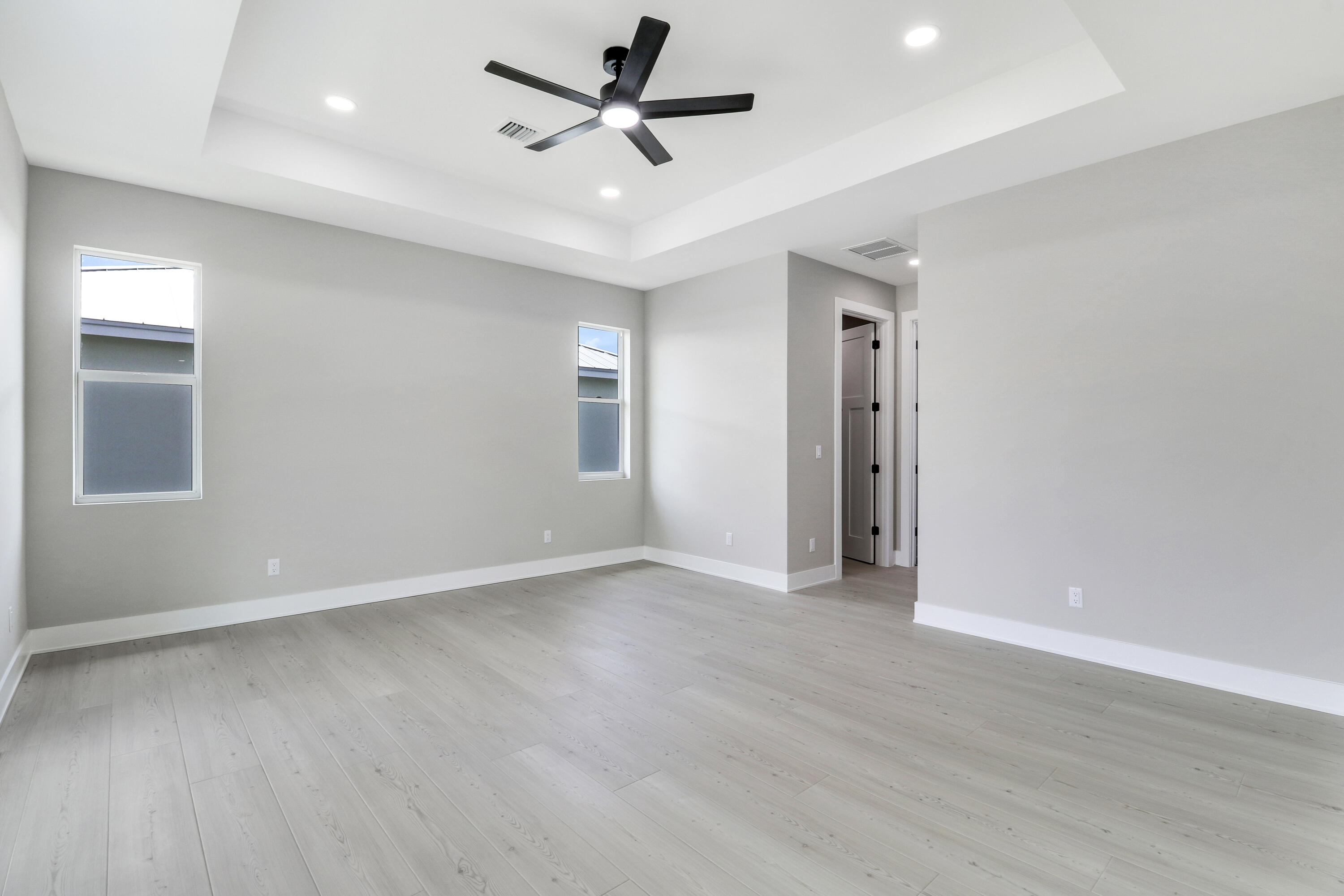 1023 Ne Orange Avenue Property Photo 14
